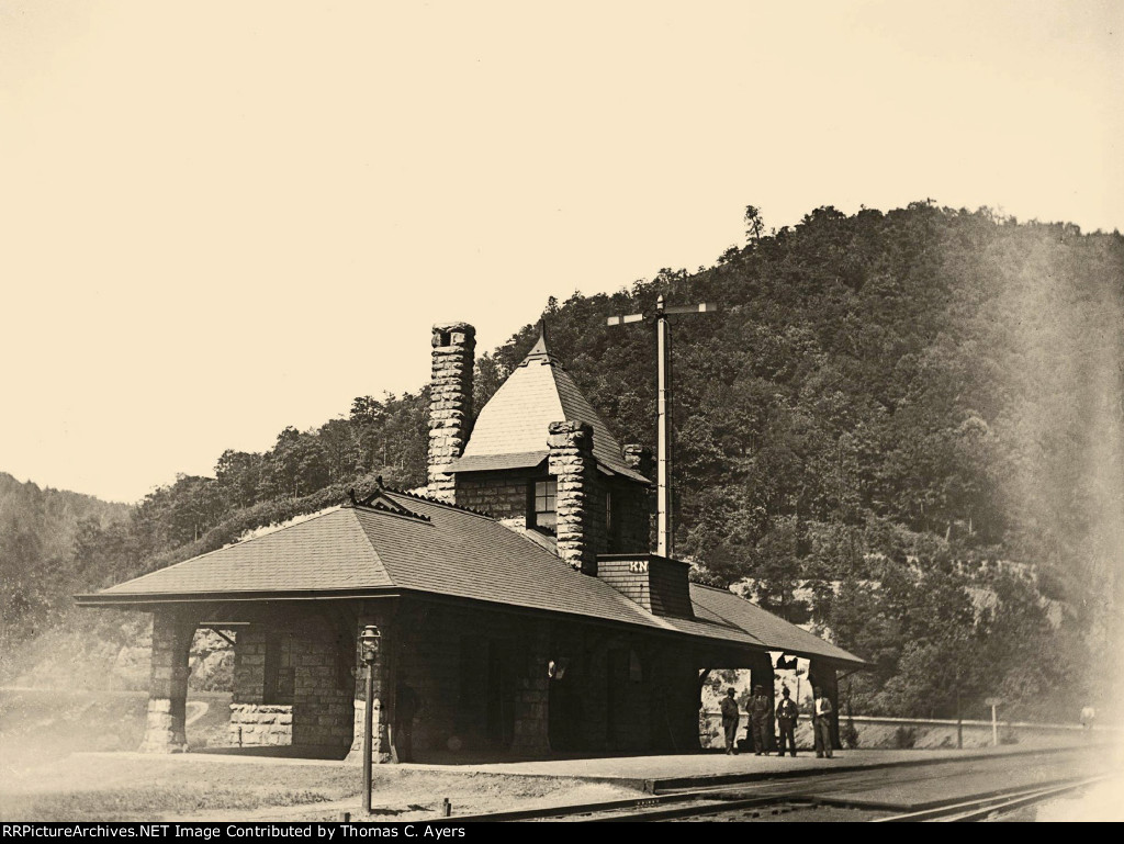 PRR Kittanning Point Station, c. 1892